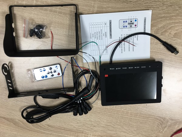 Monitor cuádruple de 7 pulgadas con esquema 141